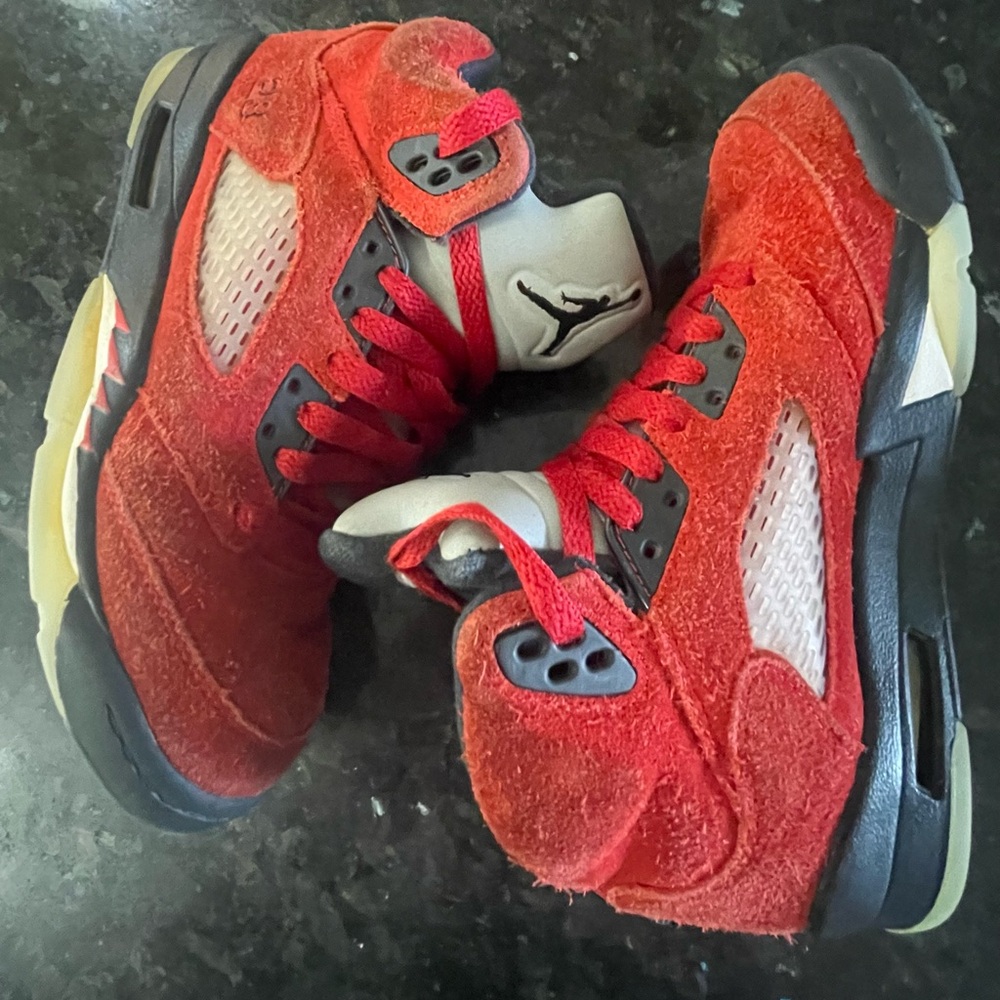Nike Air Jordan 5 Raging Bull GS "Toro Bravo" 2021 440888-600 Size 4.5Y